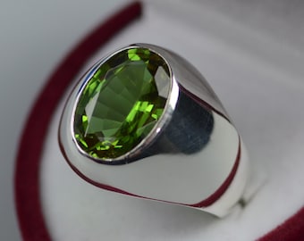 Oval Shape Mens Rare Alexandrite Ring Sterling Silver 925 Ring Alexandrite Ring Color Changing Alexandrite Handmade Ring Unique Design Ring