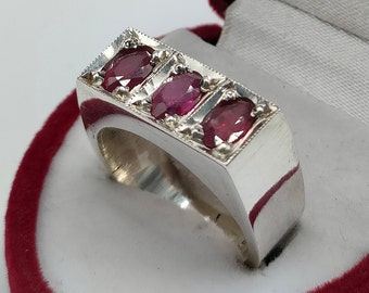 Anillo de plata de ley para hombre hecho a mano: Rubí triple rojo intenso natural
