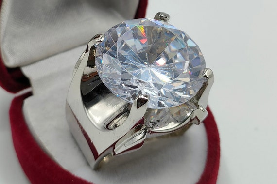 Round Cut Cubic White Zirconia Mens and Women Ring Sterling