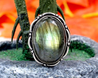 Green Labradorite Ring - 925 Sterling Silver - Silver Ring - Labradorite Jewelry - Everyday Ring - Oxidized Ring - Engagement Ring