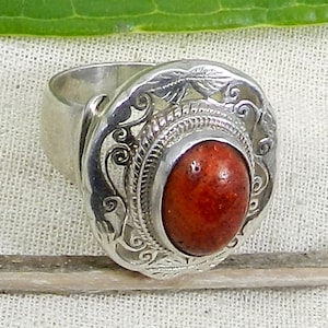 Sponskoraal, oranje edelsteen, 925 sterlingzilver, handgemaakte ring, cabochonring, brede bandring, filigraanring, unisex ring, cadeau voor haar