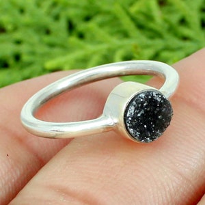 Rund Schwarz Druzy Ring, Handgemachter 925 Sterling Silber Ring, RUNDE Band Ring, jeden Tag Ring, Schwarz Stein, Männer Frauen Ring, Einfache Ring, Geschenke