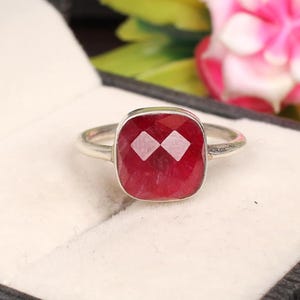 Indian Ruby Ring, Ruby Gemstone Jewelry, 925 Sterling Silver Ring, Indian Handmade Jewelry, Bague femme, Silver Gemstone, Mother&#39;s Day Gift