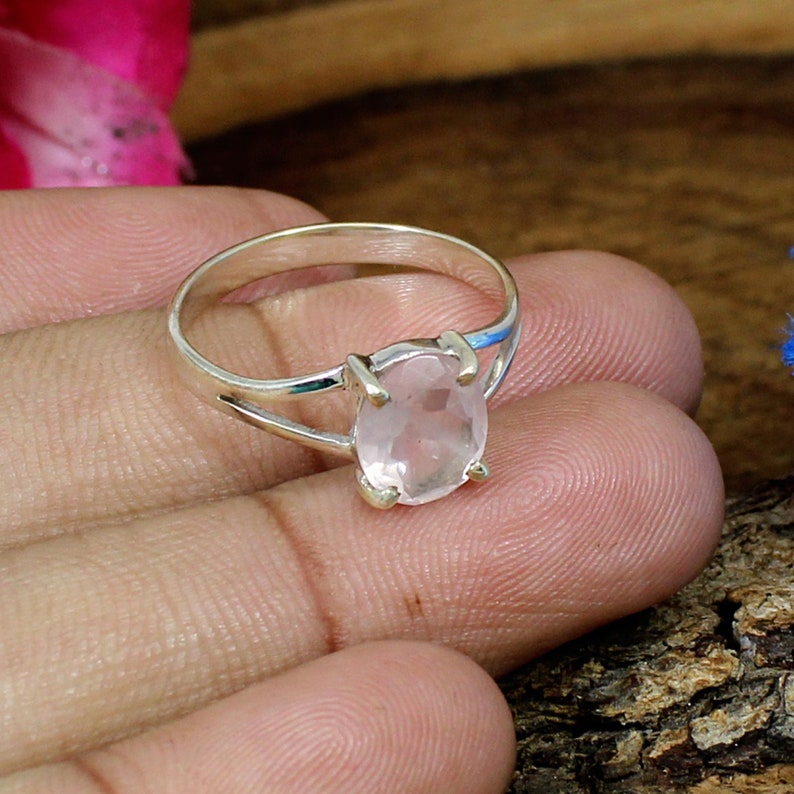 Rose Quartz Ring,Rose Quartz Gemstone Gemstone Ring Pink Ring Love Ring,Engagement Ring 925 Sterling Silver Prong Ring Minimalist Ring