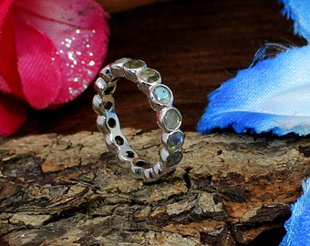 Handmade Sterling Silver Labradorite Eternity Ring: Blue Fire Gemstone