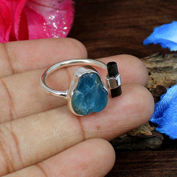 Neon Apatite Ring-Green Tourmaline-Raw Stone Rings-Adjustable Silver Rings-925 Sterling Silver-Rough Gemstone Ring-Handmade Tourmaline Rings