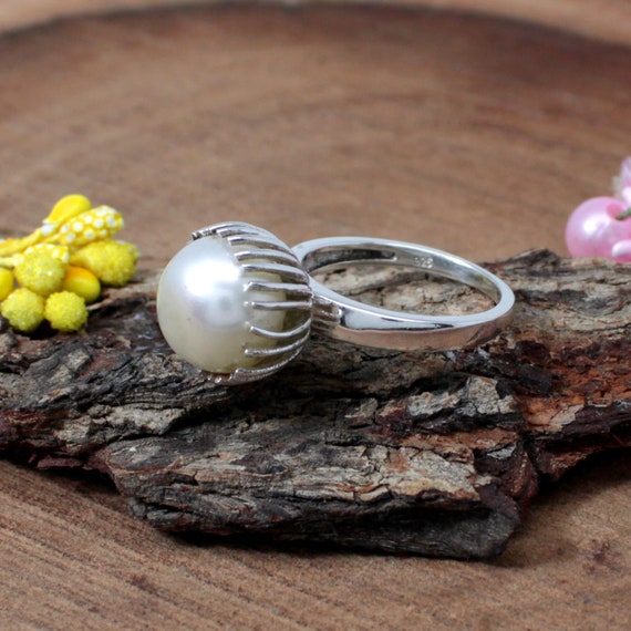 Mother of Pearl Stone Ring Antique Mother of Pearl English Ring
