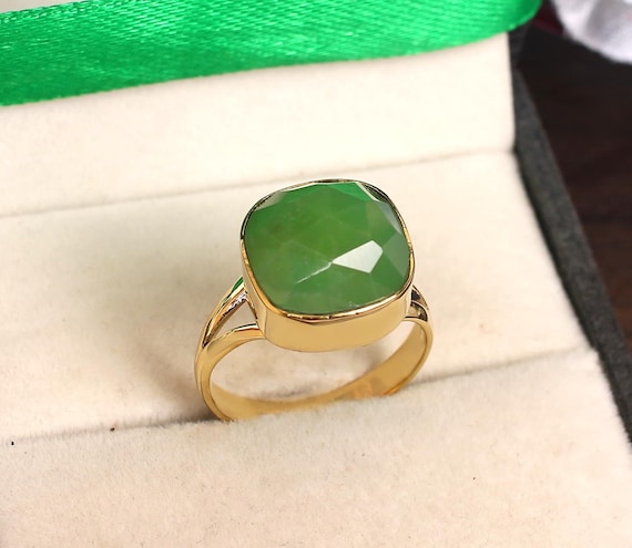 Labradorite and Blue Jade Split Style Ring Gold-plated Labradorite and Blue Jade Split Style Ring Gold-plated
