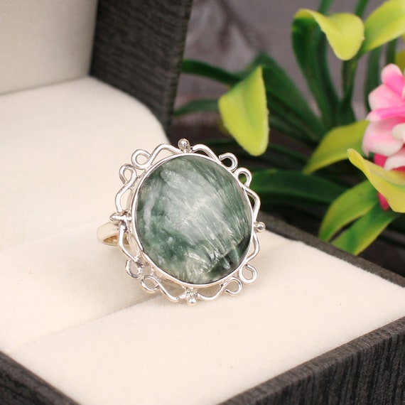 Moonstone Gemstone Ring in Sterling Silver – Lotus Stone Design