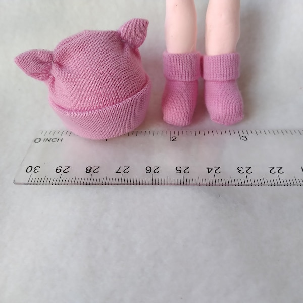 Socks for 4" silicone doll /Doll beanie/OOAK Doll accessories/Mini socks/Mini cap