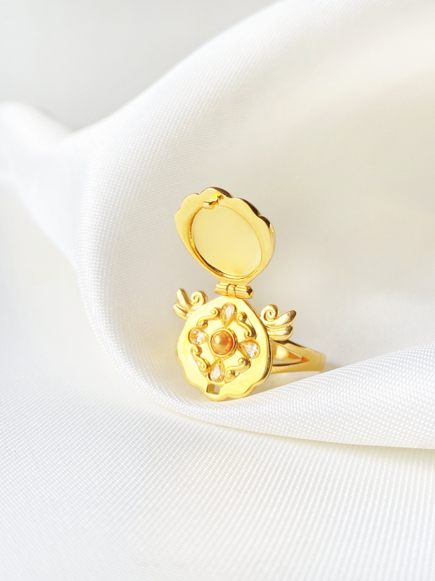 Sterling Silver Melody Shell Ring Shell Locket Ring Openable Etsy