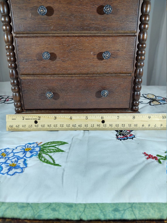 Vintage Jewelry Box Wood Music Box Dresser - image 4