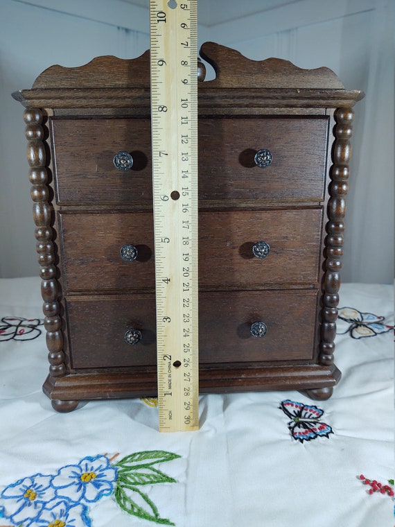 Vintage Jewelry Box Wood Music Box Dresser - image 3