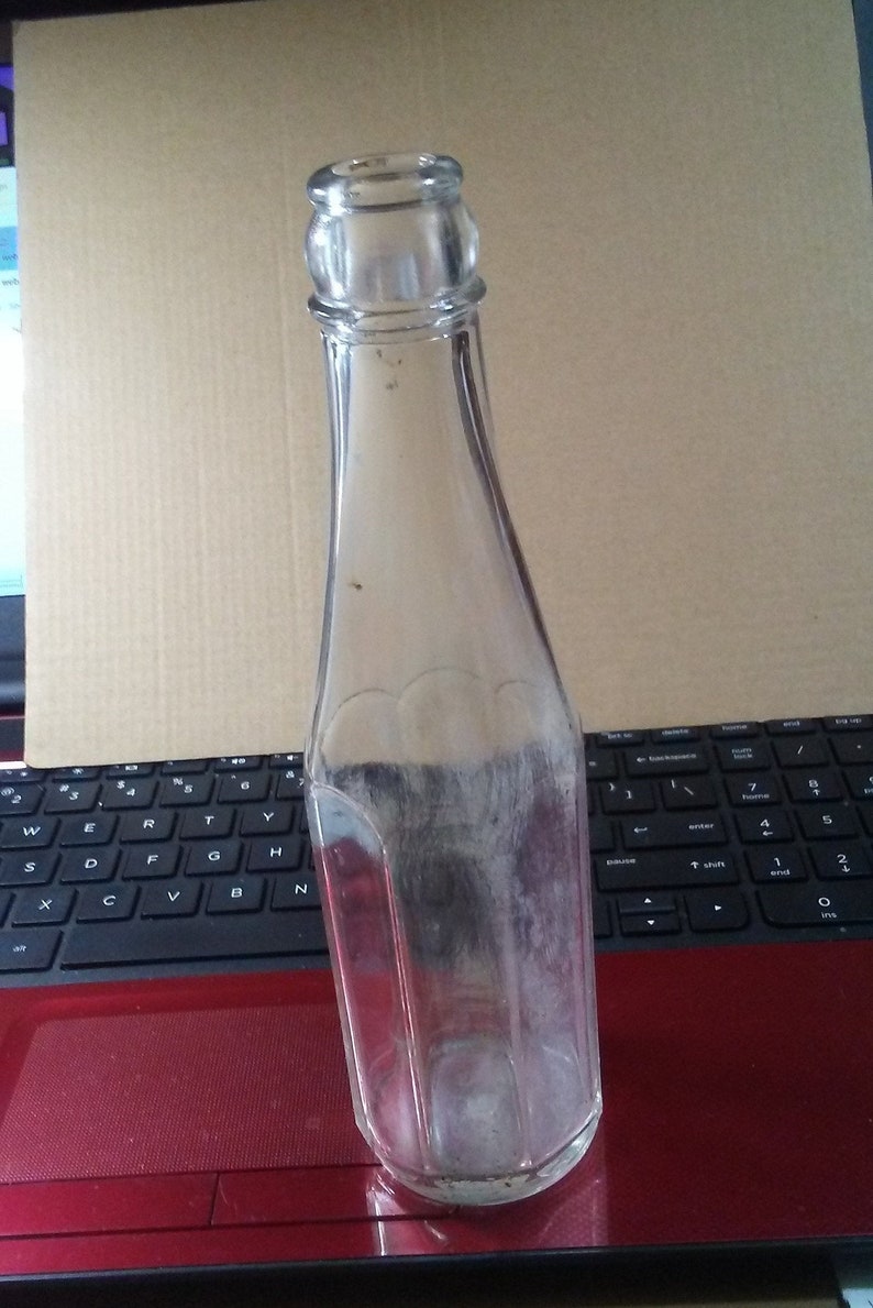 clear ketchup bottles