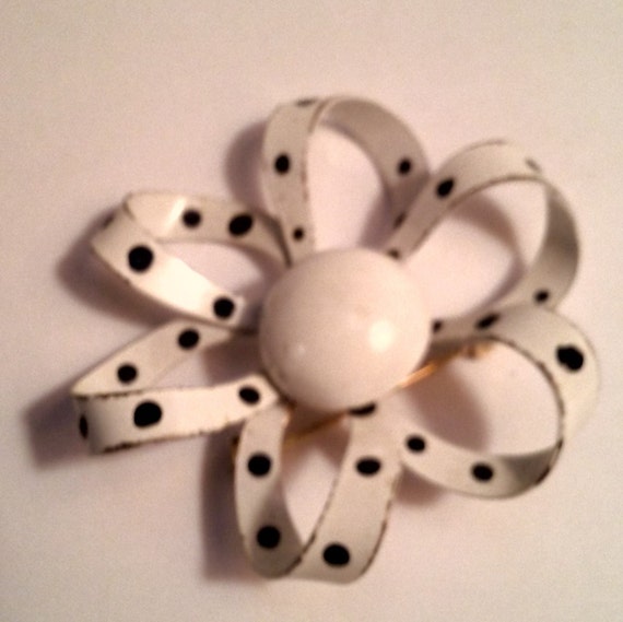 Vintage Metal Flower Pin/ Brooch, From 1960's. - image 3