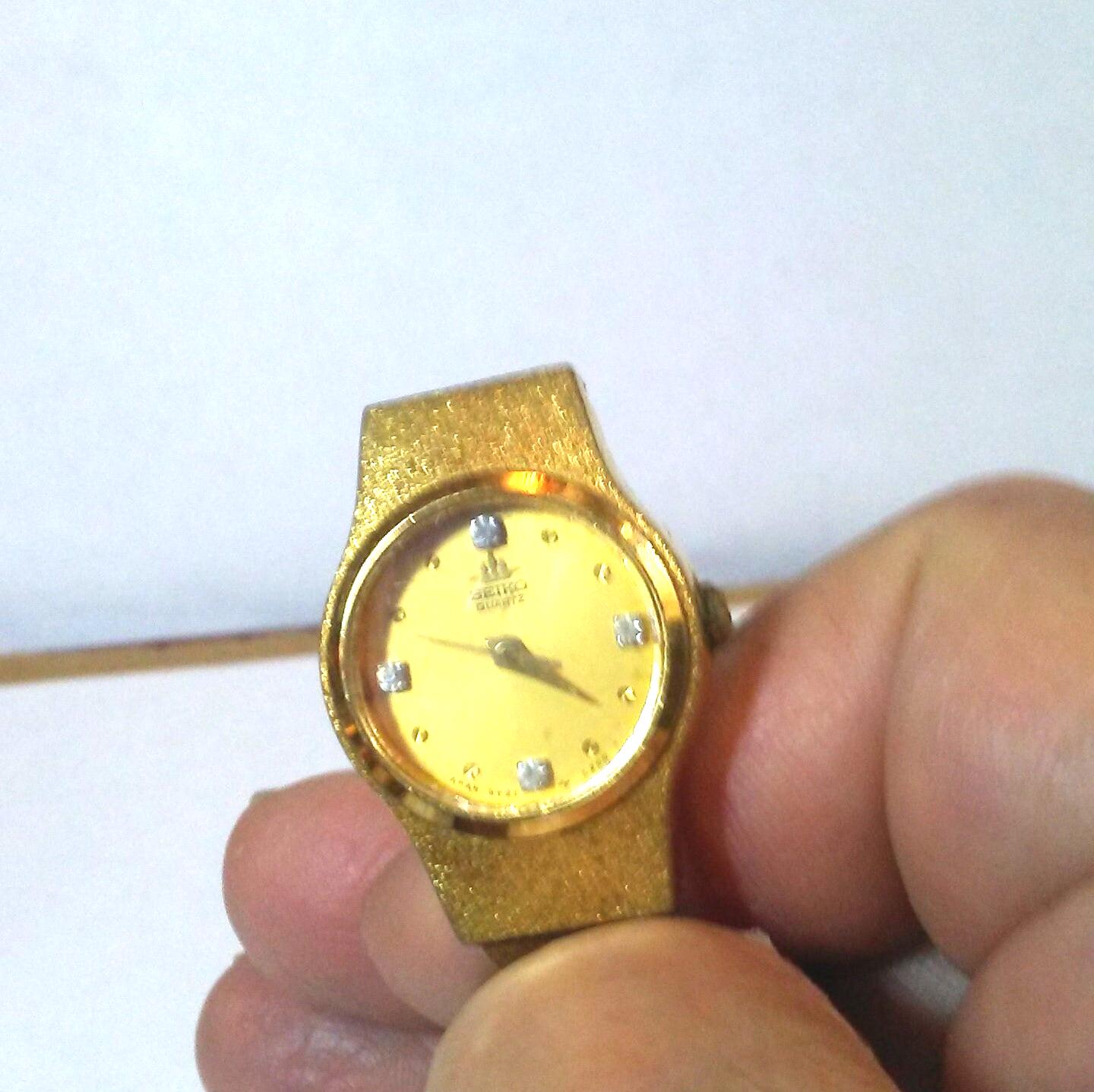 Broken Gold Watch - Etsy display picture 1