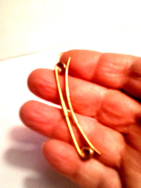 Vintage Formal Gold Toned Metal Shirt Bar.