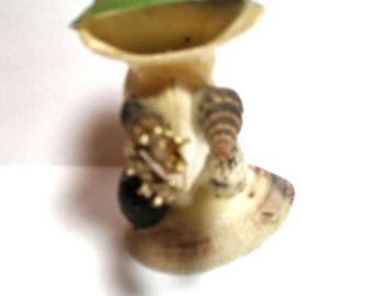 Ses Shell Frog Statue, Ornament, Hand Made.