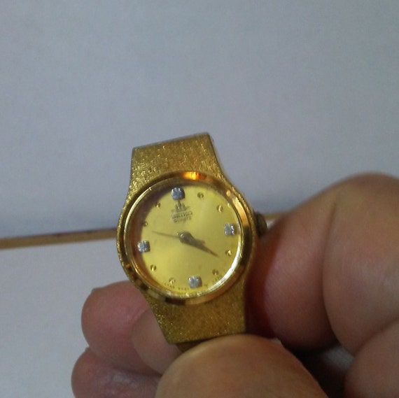 Vintage Ladies Seiko Watch With a Broken Case. This is Being - Etsy