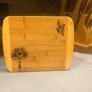 Bamboo charcuterie Cutting Board with Woodburn Daisy Flower and Butterfly