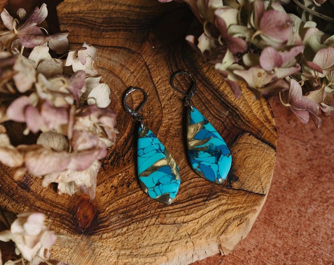 Faux Turquoise Earrings, Blue Turquoise with gold Earrings, Southwestern Jewelry, Western Style