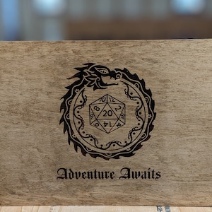 Handmade Wooden Dungeon Master Screen - Customizable RPG Game Master Shield for Dungeons and Dragons - Tabletop Gaming Accessories