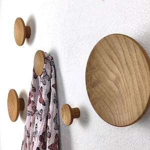 Set di 5 punti in legno, forma concava, gancio da parete in noce, punti per asciugamani, ganci appendiabiti moderni, pomelli da parete in rovere