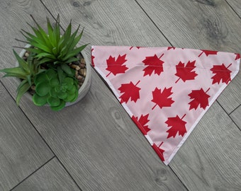 Canadian Dog Bandana ( Maple Leaf Pattern, Over the Collar, Pet Neckwear)