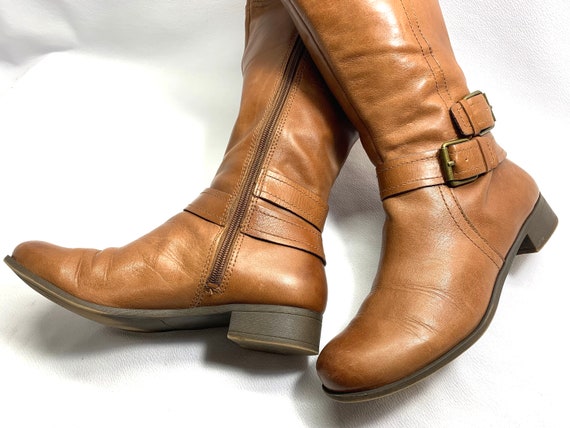 Vintage Nine West sz 7.5 womens Brown LEATHER Boo… - image 1