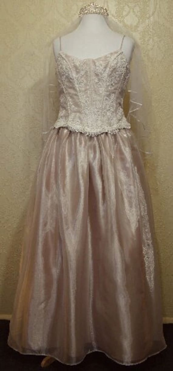 Jessica mcclintock 90s wedding Gem