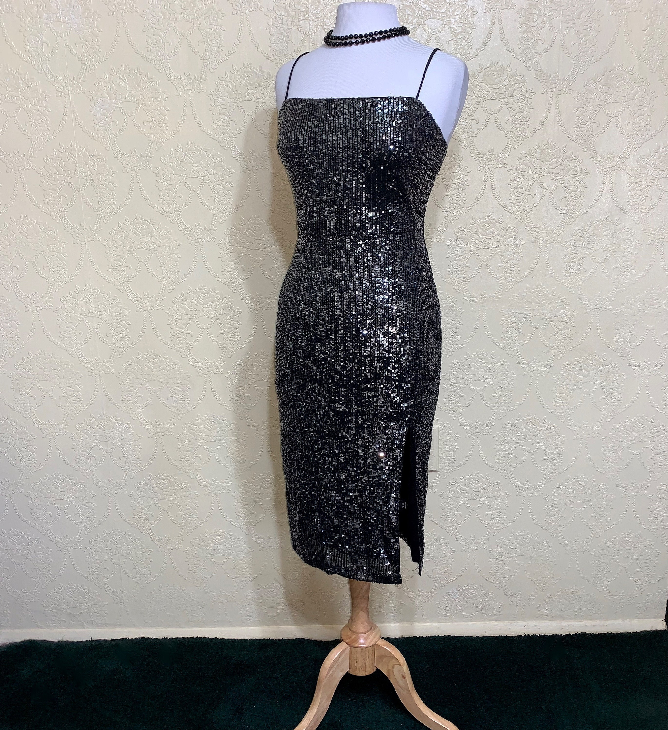 black sequin bodycon midi dress Black Sparkle And Sequin Long Sleeve Ruched Bodycon Midi Dress – AX Paris US main image 0