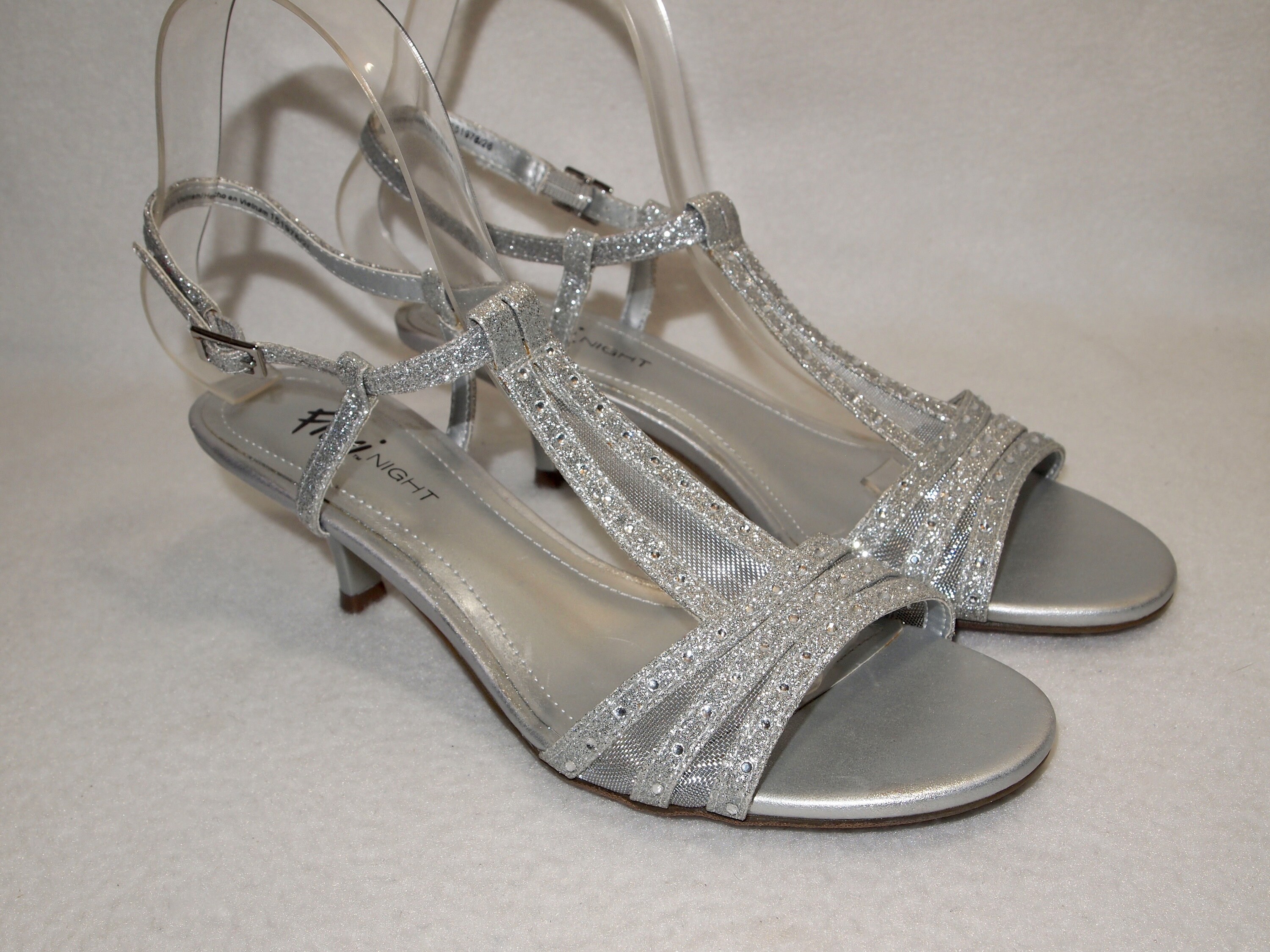 silver strappy sandals kitten heel