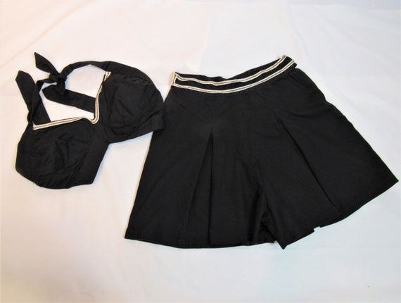 Vintage 1940s 2 piece Outfit black halter with sk… - image 1