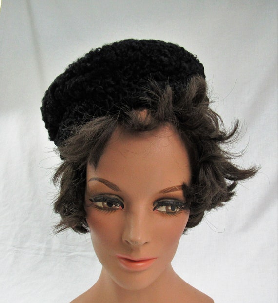 Vintage 1960s black Persian lamb ladies Hat real … - image 5
