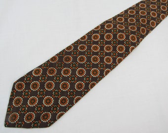 Vintage 1960s 70s Men's Necktie patterned Wembley tie orange green brown 4"