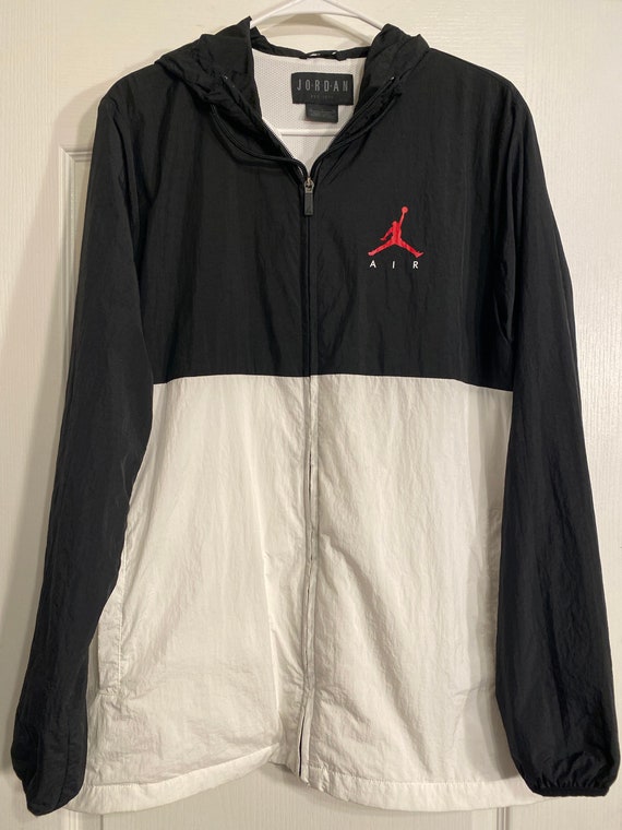 Air Jordan Windbreaker Hooded Jacket Black White Big Logo Sz Medium Lined USA