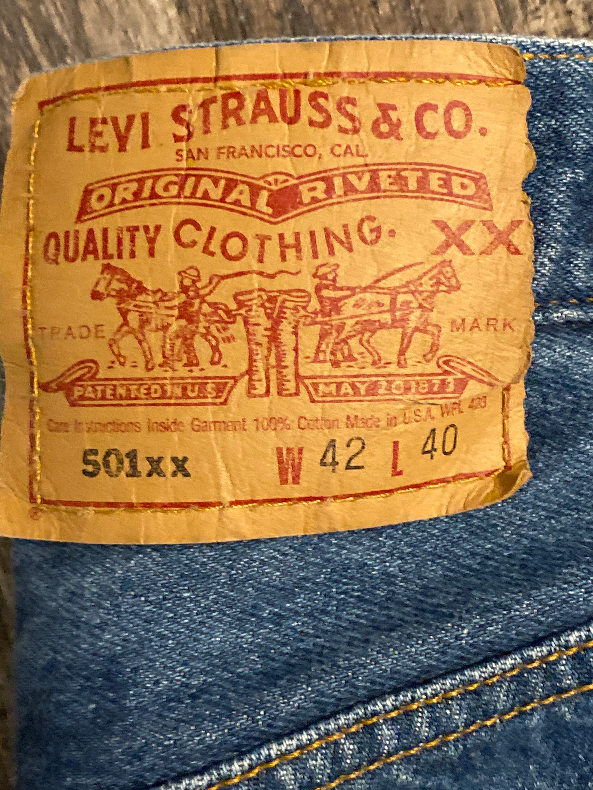 【VINTAGE LEVI’S 66前期 3501-0117】W40 L38 Vintage Levi's 3501-0117 Button Fly Straight Leg Jeans Mens
