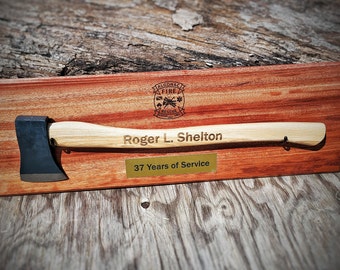Axe Trophy Plaque, Engraved Axe Award, Mahagony Plaque, Company Trophy Award, Mahagony Axe Display, Firefighter Award, Firefighter Gift