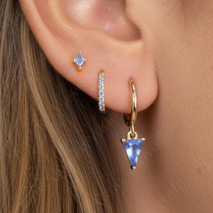 Aquamarine Trilliant Huggie Hoop Ohrring Set: Sterling Silber Creolen