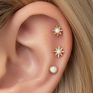 Juego de pendientes celestiales de ópalo: pendientes para cartílago de plata de ley chapados en oro
