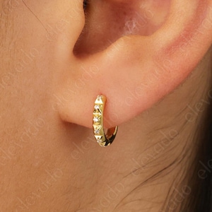Dainty Hoop Earrings • gold huggie hoop earrings • tiny hoop earrings • dainty gold hoops • tiny hoops • huggie hoop earrings • silver hoops
