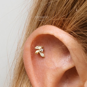 18G/16G Tiny Leaf Cartilage Stud Earrings • gold conch earrings • tiny cartilage stud • helix stud • tragus studs • flat back labret