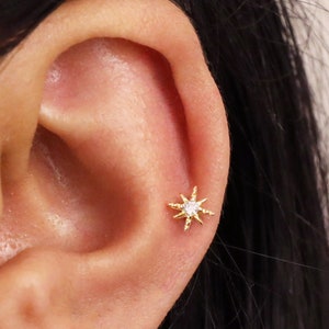 18G/16G Tiny Star Tragus Flat Back Labret • 925 Sterling Silver • Star Tragus• Flat Back Earring • Helix • Conch Earring • Cartilage