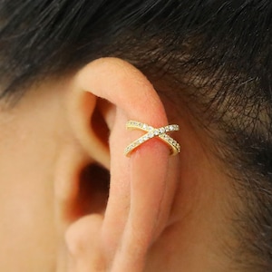 Paved Criss Cross Ear Cuff • ear cuff no piercing • gold ear cuff • ear cuff non pierced • fake helix piercing • ear cuffs