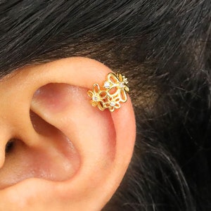 Flower Ear Cuff No Piercing • silver ear cuff • conch cuff • ear cuff non pierced • fake helix piercing • ear cuffs • cartilage cuff