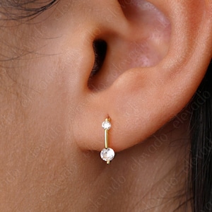 Delicate Huggie Hoop Earrings • small huggie hoop earrings • tiny hoop earrings • dainty hoops • tiny hoops • huggie hoop earrings