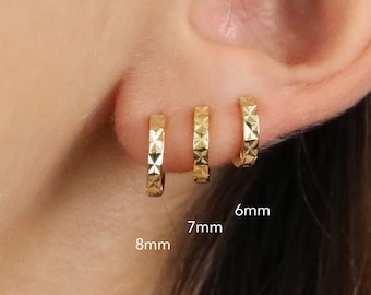 Textured Tiny Hoop Earrings • small hoop earrings • gold huggie hoop • silver hoop earrings • huggie hoop earrings • tiny gold hoop