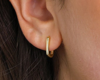 Link Hoop Earrings • statement hoop earrings •  gold huggie hoop earrings • lightweight earrings • minimalist earrings