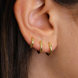 Rounded Huggie Hoop Earrings • everyday earrings • elevado jewelry • minimalist earrings • mothers day gift