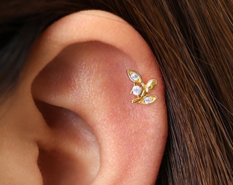 18G/16G Dainty Leaf Cartilage Stud Earrings • gold conch earrings • tiny cartilage stud • helix stud • tragus studs • flat back labret